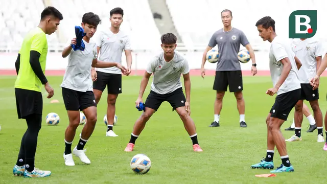 Foto: Momen Presiden Jokowi Semangati Skuad Timnas Indonesia U-20 setelah Gagal Tampil di Piala Dunia U-20 2023