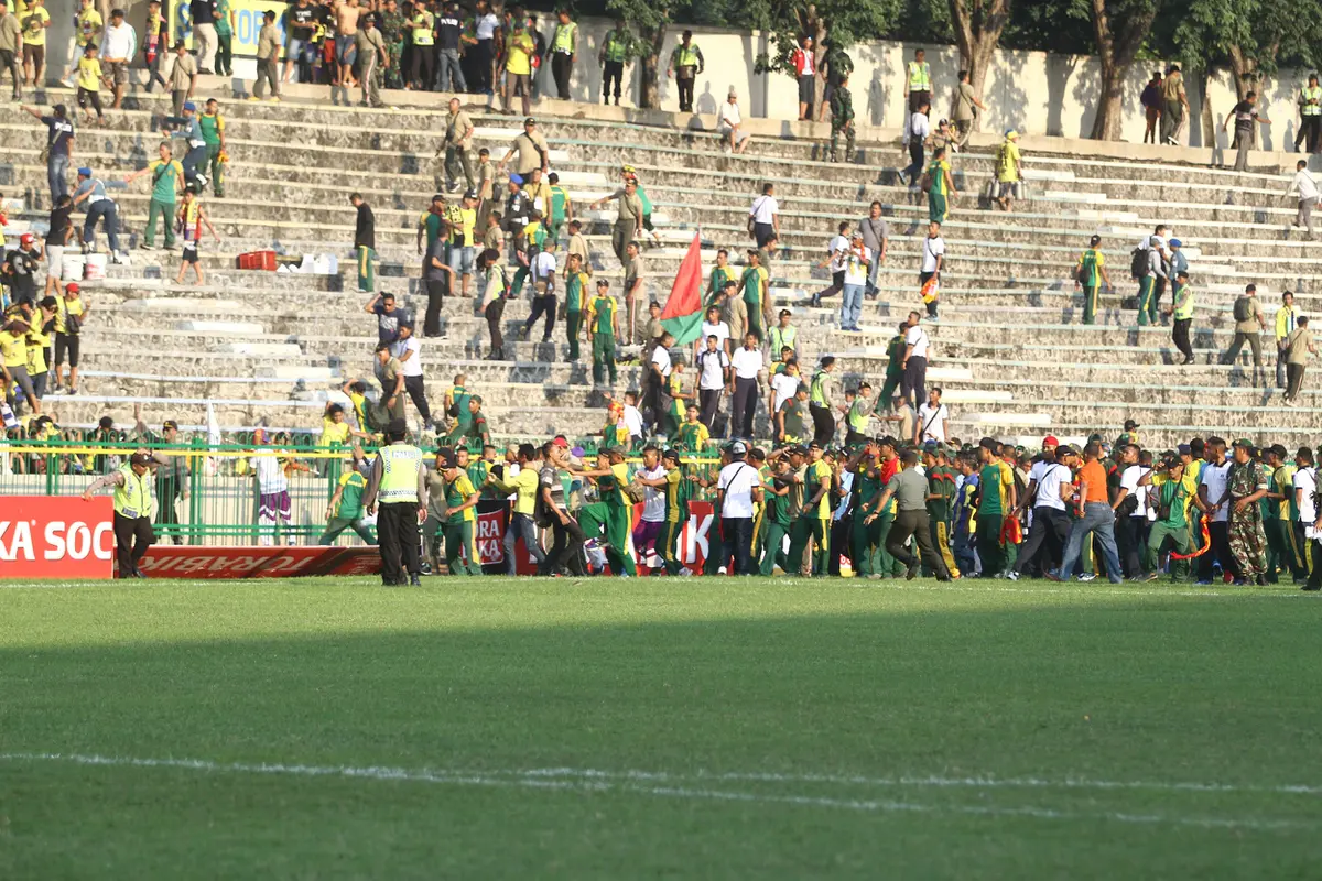Persegres Gresik United Vs PS TNI