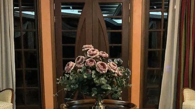 Ruang depan di rumah Siti Nurhaliza (Instagram/@ctdk)