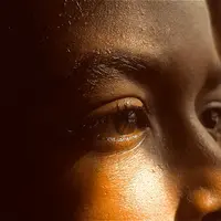 Tips dari para ahli kecantikan untuk mata yang segar, cerah, dan kembali muda dalam sekejap. (pexels/aisha bappah).