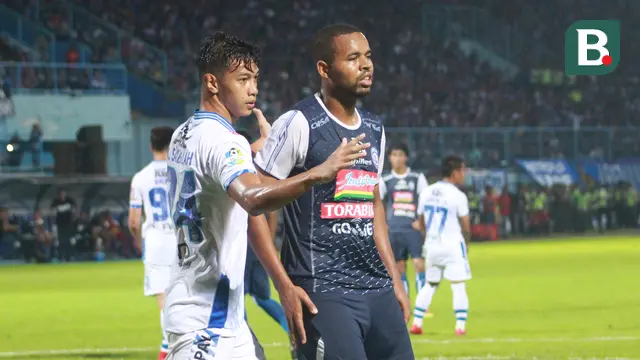 Memori Duel Arema Vs Persib di Kanjuruhan