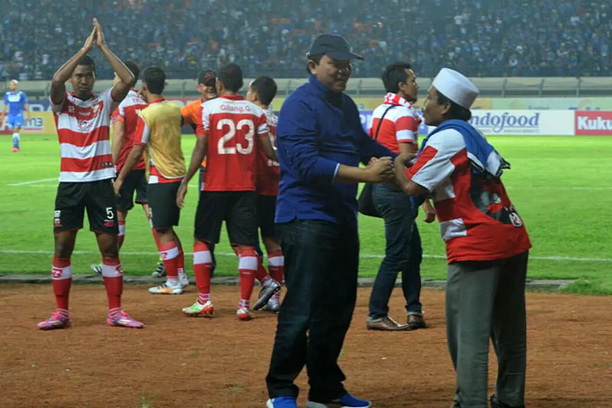 Manajemen Madura United