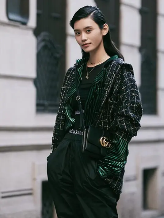 Tunangan Ming Xi, Mario Ho berusia 4 tahun lebih muda dari dirinya (Liputan6.com/IG/mingxi11)