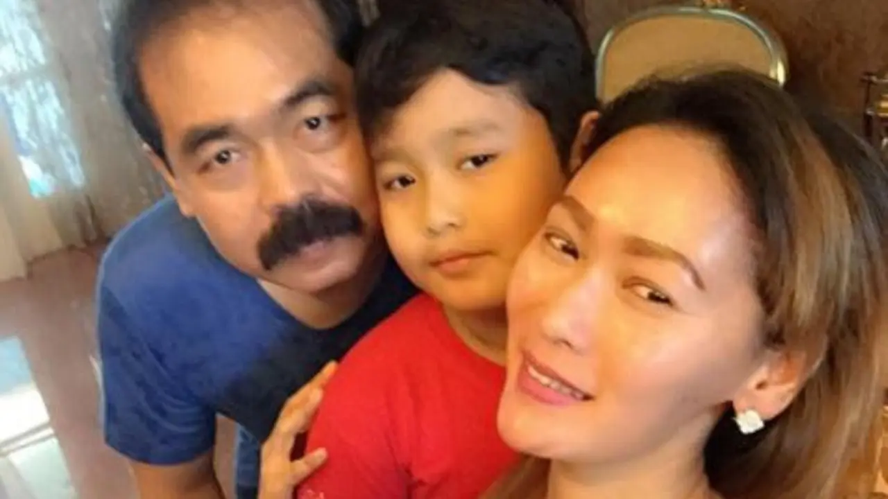 [Bintang] Inul Daratista dan Adam Suseno