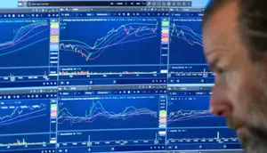 Wall Street Melesat, Indeks S&P 500 Cetak Rekor