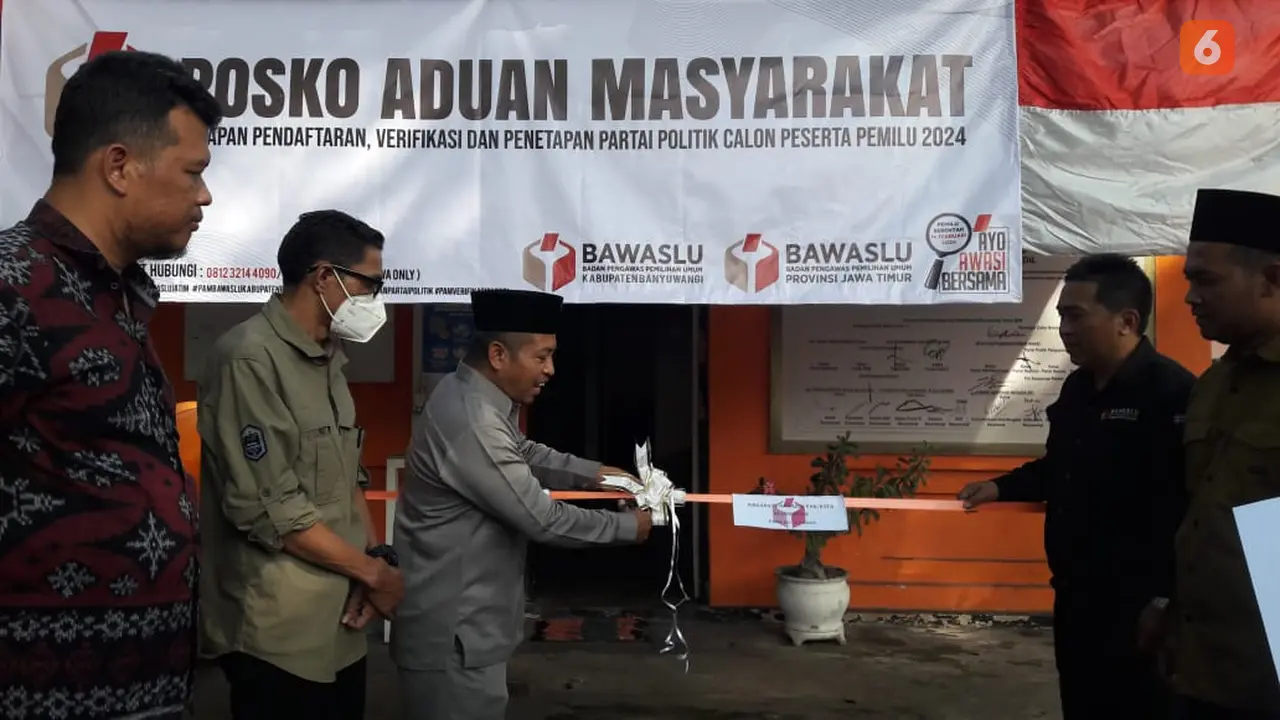 Bawaslu Banyuwangi buka posko aduan masyarakat terkait tahapan pemilu 2024 (Hermawan Arifianto/Liputan6.com)