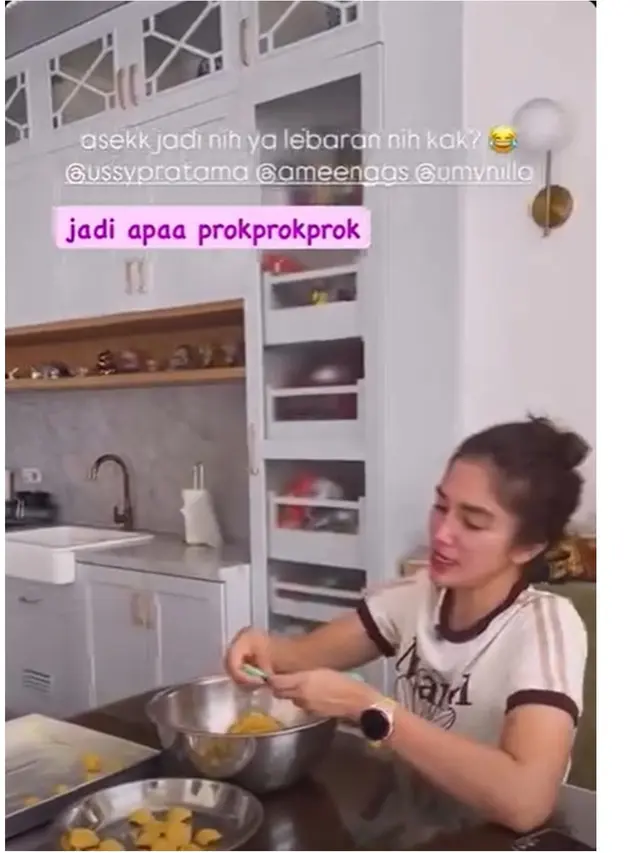 Potret Artis Bikin Kue Nastar Lebaran 2026, Ussy Sulistiawaty hingga Asmirandah