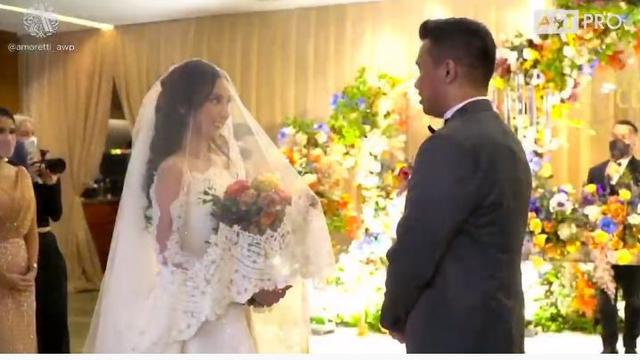 6 Potret Perjalanan Cinta Joshua dan Clairine, Cinlok Hingga Resmi Menikah