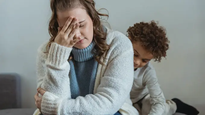 Memarahi anak bisa berpengaruh pada otak anak