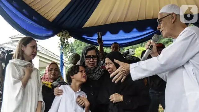potret haru BCL dan Noah di pemakaman Ashraf