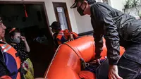Banjir di Cimanggu Bogor Belum Surut, Warga Dievakuasi