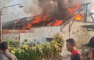 Kebakaran Asrama Polisi Solo, 12 Rumah Hangus