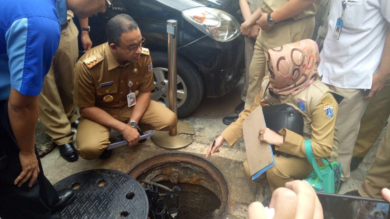 Gubernur DKI, Anies Baswedan, melakukan sidak ke Sari Pan Pacific
