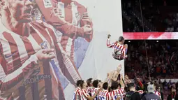Kejadian berlangsung pada laga kandang terakhir Atletico Madrid di Liga Spanyol musim ini. Los Rojiblancos berhasil memetik kemenangan 1-0 atas Girona melalui asist Griezmann. (AFP/Oscar Del Pozo)