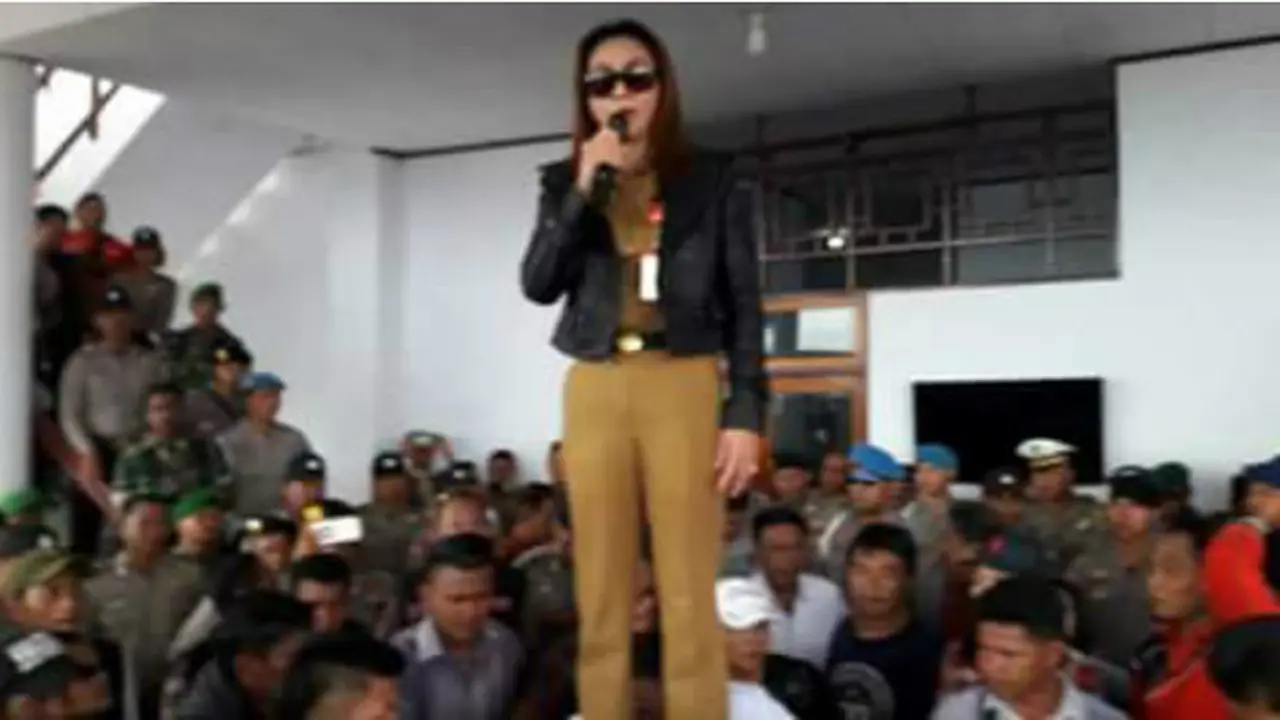 Bupati Talaud Sri Wahyuni Manalip Tetap Datang ke Kantor