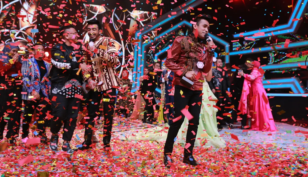 Perolehan point yang didapatkan Fildan dan Reza pun terbilang sangat tipis. Reza memperoleh poin sebanyak 1160, sedangkan Fildan sang juara berhasil meraih 1167 poin. Dan Aulia sebagai juara 3 mendapatkan 1069 poin. (Adrian Putra/Bintang.com)