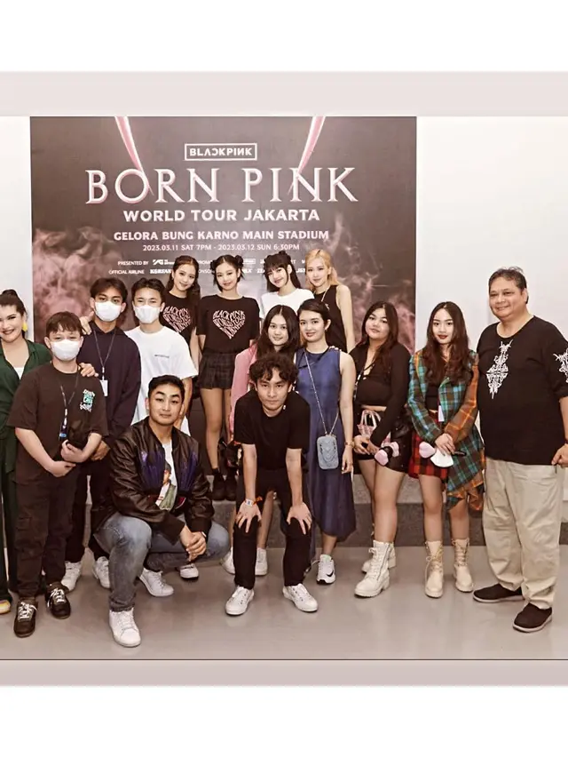 6 Potret Keluarga Airlangga Hartarto Nonton BLACKPINK, Foto Bareng Disorot Netizen