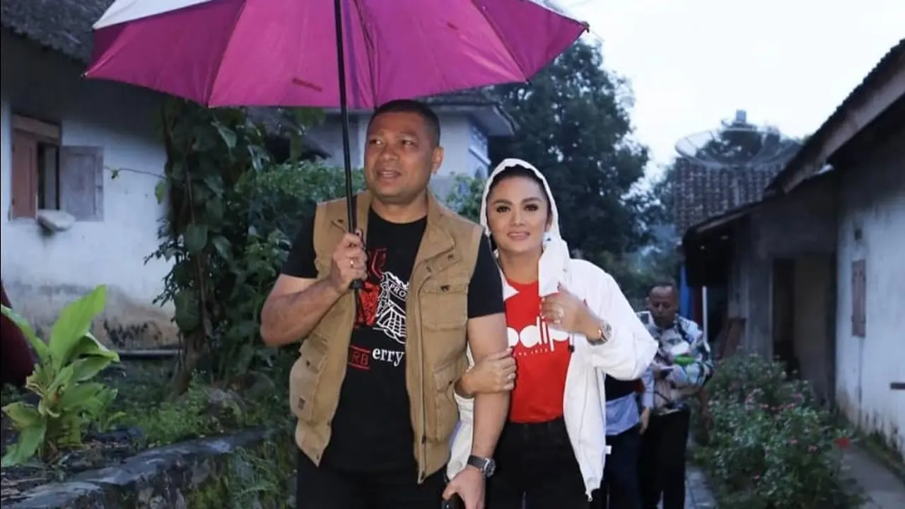 [Fimela] Krisdayanti dan Raul Lemos
