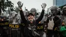 Sebelumnya, dikabarkan sejumlah aliansi masyarakat akan menggelar aksi unjuk rasa di depan gedung DPR/MPR RI pada Senin 25 Agustus 2025. (YASUYOSHI CHIBA/AFP)