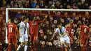 Pemain Crystal Palace Scott Dann(tiga kanan) mencetak gol pada lanjutan Liga Premier Inggris di Stadion Anfield, Liverpool, Inggris, Minggu(8/11/2015) WIB.  (AFP Photo/Paul Ellis)