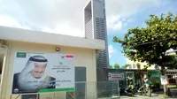 Baliho Selamat Datang dari Umat Muslim Bali untuk Raja Salman