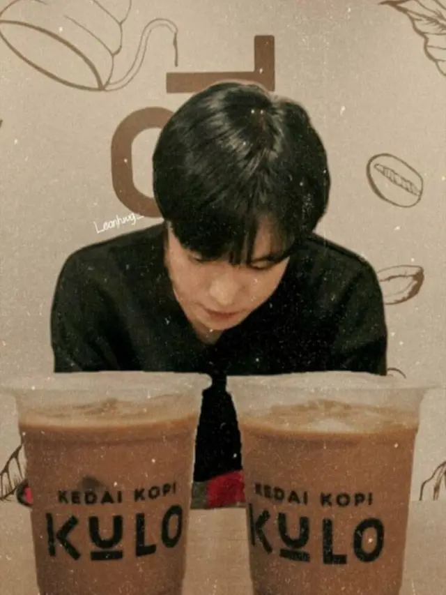 6 Editan Foto Idol K-Pop Lagi Nongkrong di Kafe Ini Bikin Halu