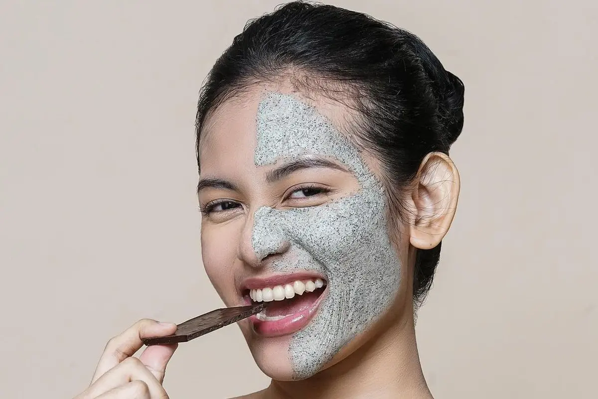 Review: Membersihkan Pori-Pori dengan Clay Mask Cica, Cokelat, dan Daun Mint