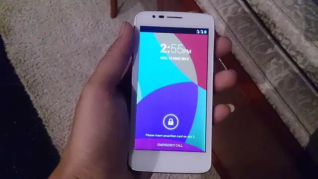 [Hands-On] Smartfren Andromax G2 Langsung dari Pabrik