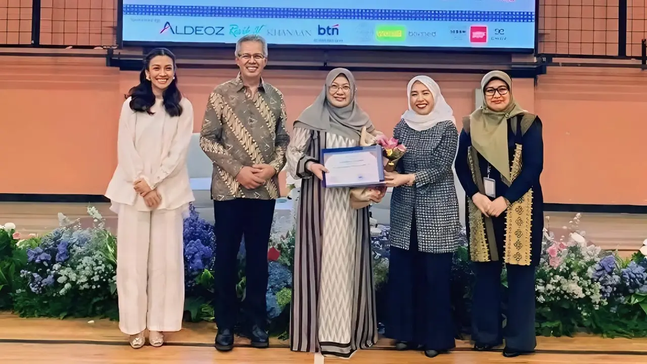 Seminar Metode Parenting di SMP Labschool Kebayoran