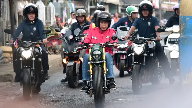 Jokowi Jajal Motor ke Pasar Anyar Tangerang