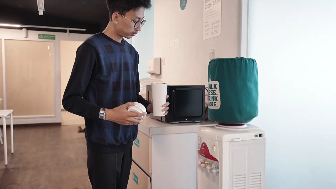 Fasilitas isi ulang air minum