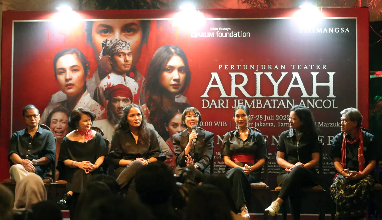 Persembahan Titimangsa bersama Bakti Budaya Djarum Foundation kali ini mengangkat legenda urban. Kisah Si Manis Jembatan Ancol yang sudah ada dari abad ke-19 dan memiliki berbagai versi yang berkembang. [Bambang E Ros/Fimela.com]