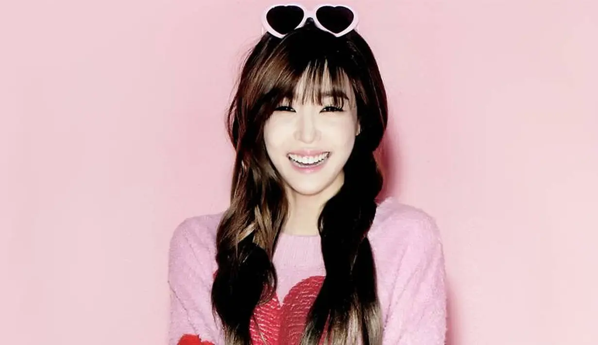 Walaupun sudah diterima sebagai trainee di SM Entertainment, akan tetapi ayah Tiffany SNSD ingin anaknya terjun ke dunia bisnis. (Foto: allkpop.com)