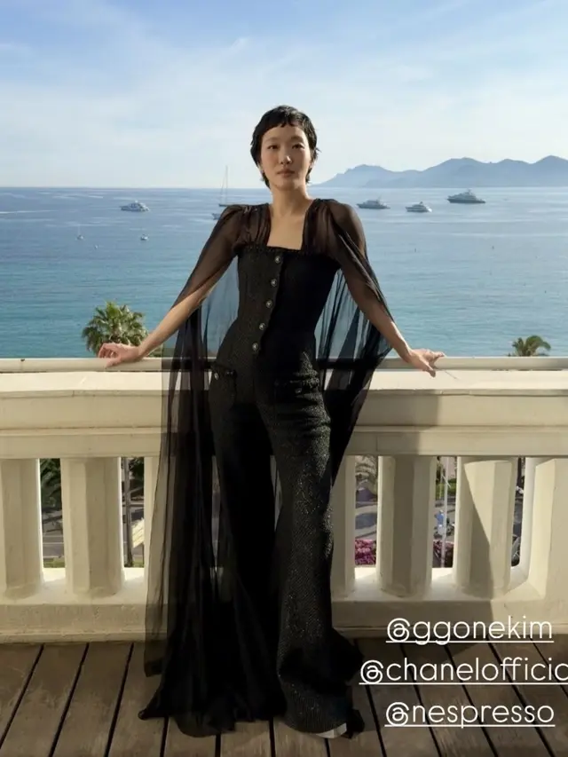 Pesona Kim Go Eun Aktris Korea yang Hadir di Film Cannes 2025.