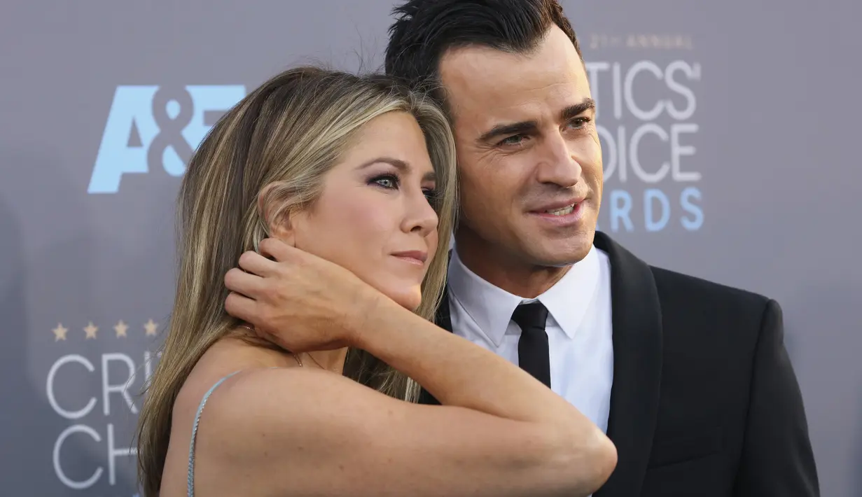 Menurut seorang sumber, pasangan ini telah mengadopsi seorang anak perempuan pada tahun lalu. (AFP/Bintang.com)