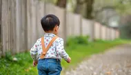Gangguan Pertumbuhan Anak Perlu Diintervensi Sejak Dini, Pengasuh TPA Punya Peran Krusial. Foto dibuat oleh AI.