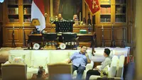 Presiden dan Wakil Presiden terpilih Prabowo Subianto dan Gibran Rakabuming Raka menghabiskan hari Sabtu bersama sembari berbincang meminim kopi khas Hambalang di Bogor, Jawa Barat, Sabtu (8/6/2024) (Tim Media Gerindra)