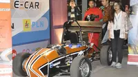 Uji Ketangguhan Mobil Balap Buatan Arek Surabaya di Formula Japan 2018