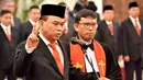 Sebelumnya, kepemimpinan Kementerian Kominfo diserahkan sementara kepada Menteri Koordinator Bidang Politik Hukum dan Keamanan Mahfud MD sebagai Plt. Menkominfo. (Biro Pers Sekretariat Presiden/Agus suparto)