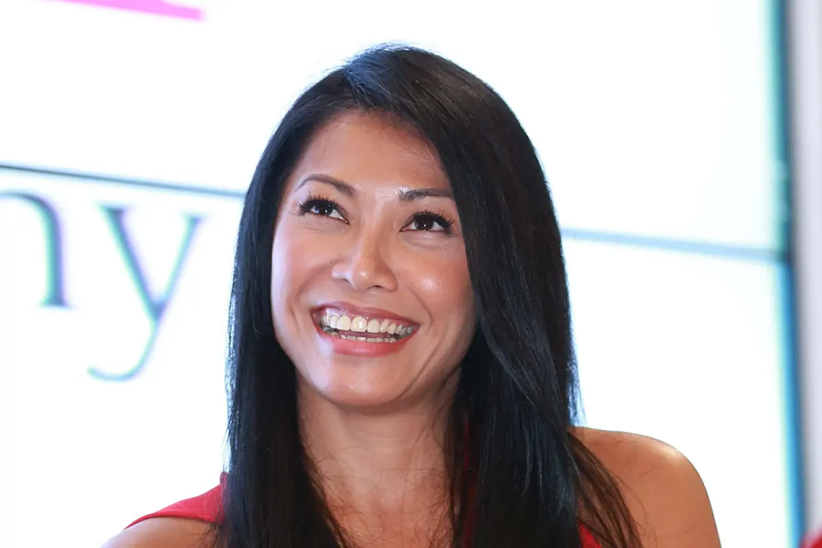 [Bintang] Anggun