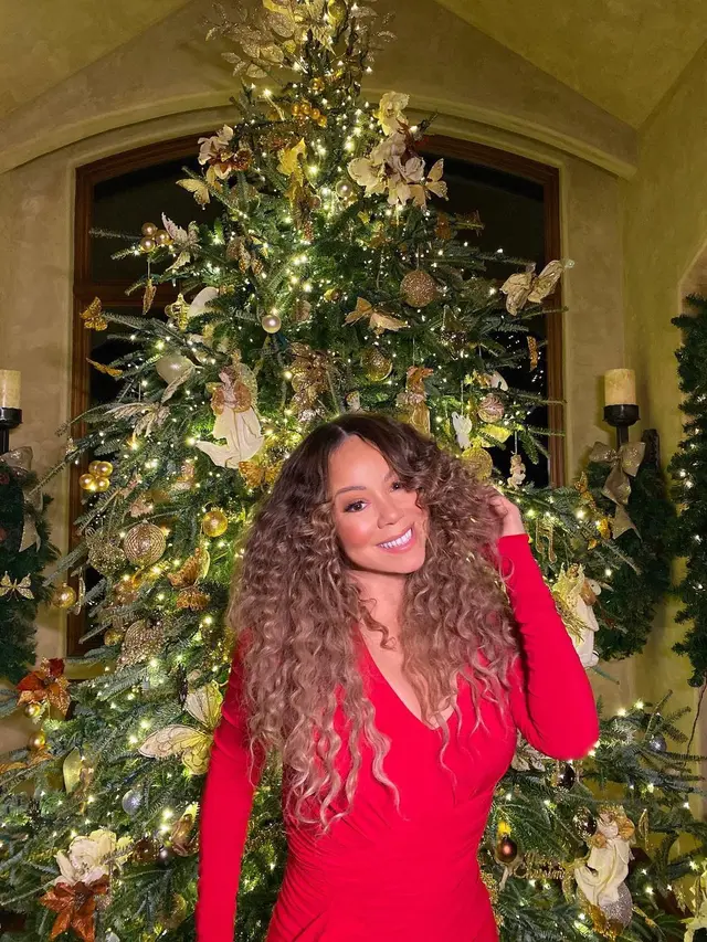 Lagu Natal Mariah Carey All I Want for Christmas Is You Masih Jadi