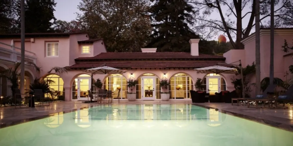 Hotel Bel-Air, Los Angeles, Amerika Serikat. (Sumber Foto: dorchestercollection.com)