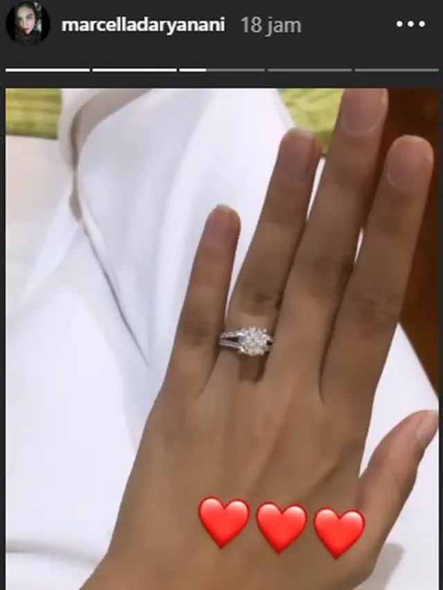 5 Momen Marcella Daryanani 'Anak Langit' Dilamar di Ulang Tahun Ke-22