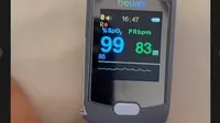 Annisa Pohan mengukur kadar oksigen melalui oximeter (Instagram Stories)
