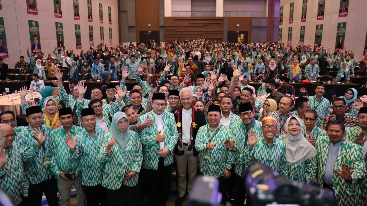 Ganjar Hadiri Dialog Cendekia yang Digelar ICMI di Makassar