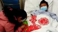 Demi Operasi Adiknya, Gadis Yatim Piatu Jual Origami Setiap Hari