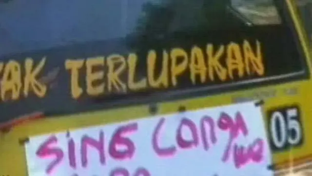 Pendapatan Berkurang, Supir Angkot Demo