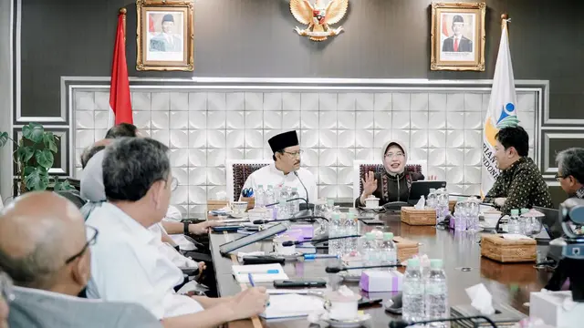 Kemensos Bakal Salurkan Bansos Guru Non ASN dan Non Sertifikasi, Berbasis DTSEN