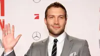 Jai Courtney Menangkan Persaingan Aktor Utama Terminator: Genesis