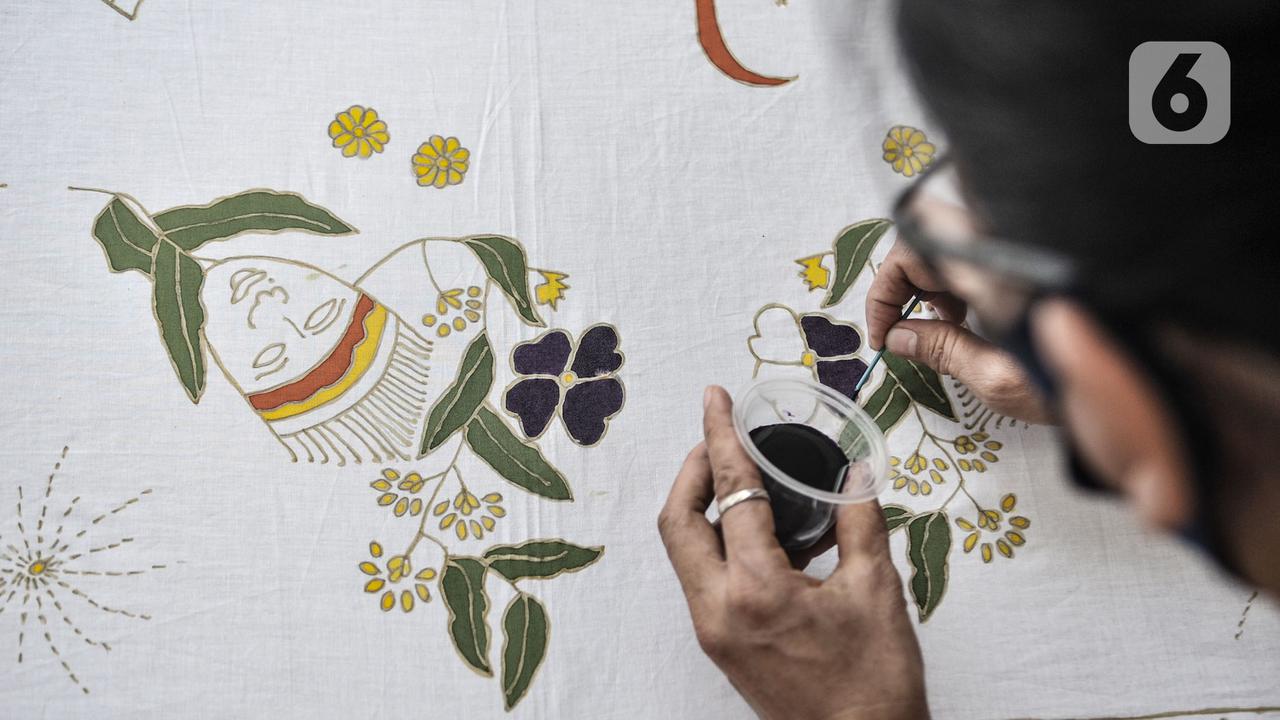 Guratan Indah di Balik Hening Pembatik Disabilitas